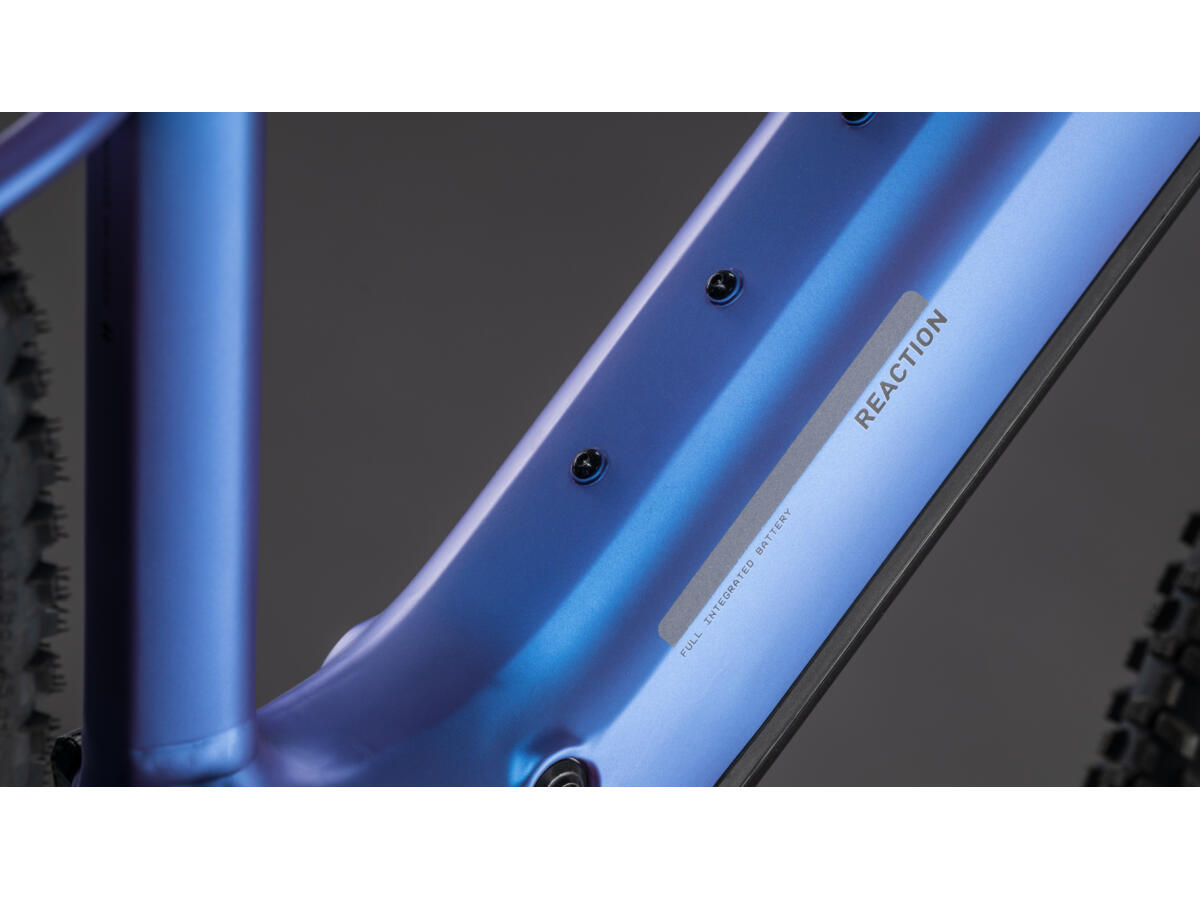 Cube Reaction Hybrid ONE 800 blueiris´n´reflect