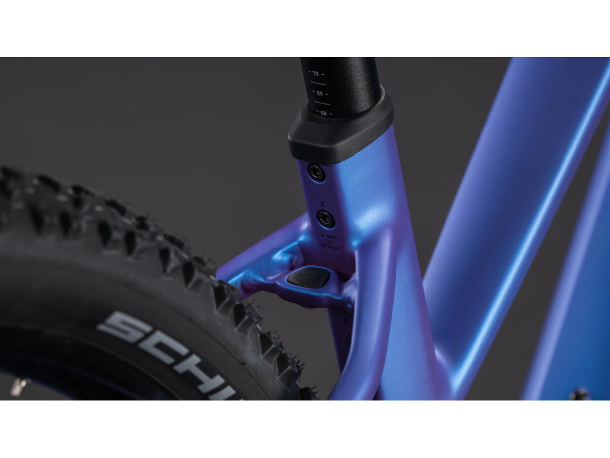 Cube Reaction Hybrid ONE 800 blueiris´n´reflect