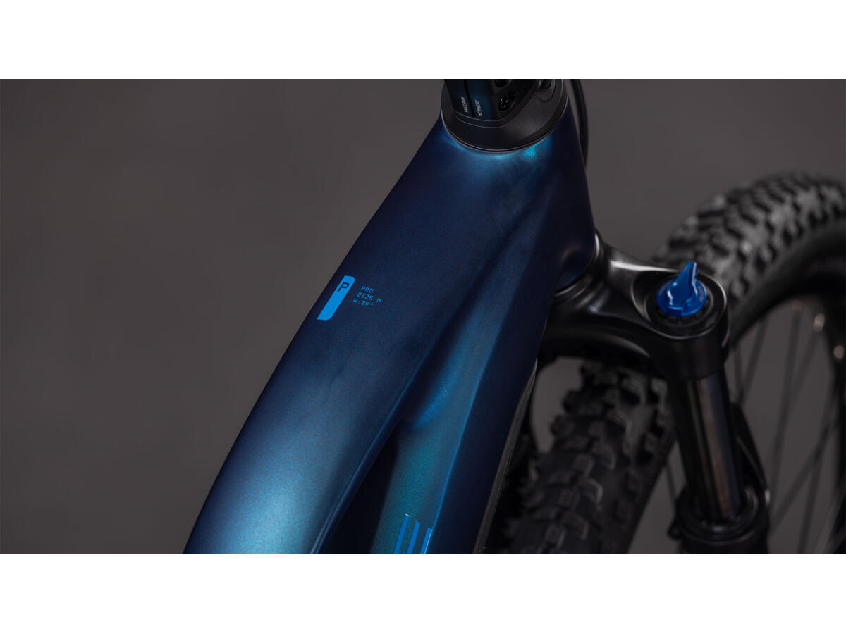 Cube Reaction Hybrid Pro 800 nebular´n´dazzle