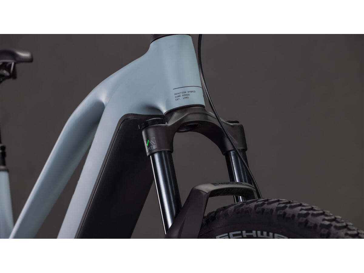 Cube Reaction Hybrid Race 800 vulcan´n´orange