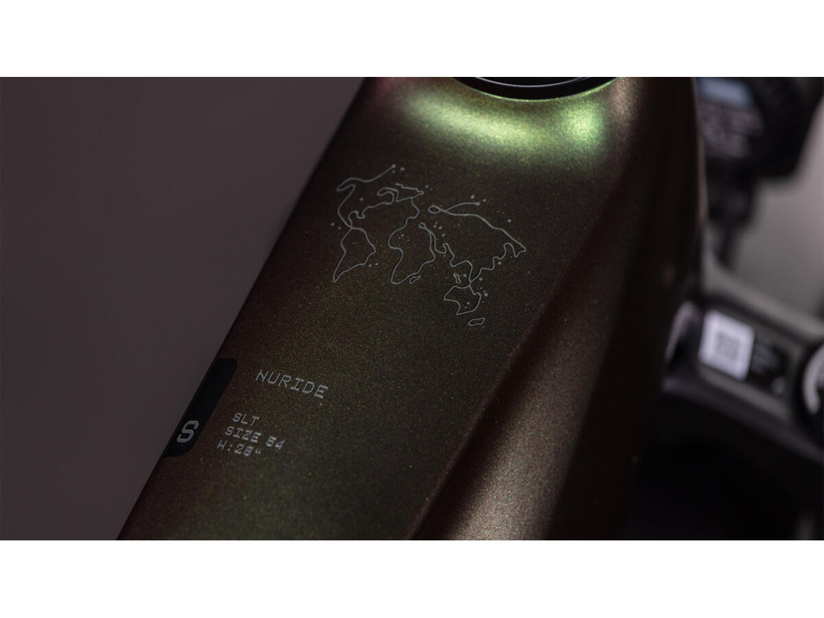 Cube Nuride Hybrid SLT 800 stellar´n´chrome