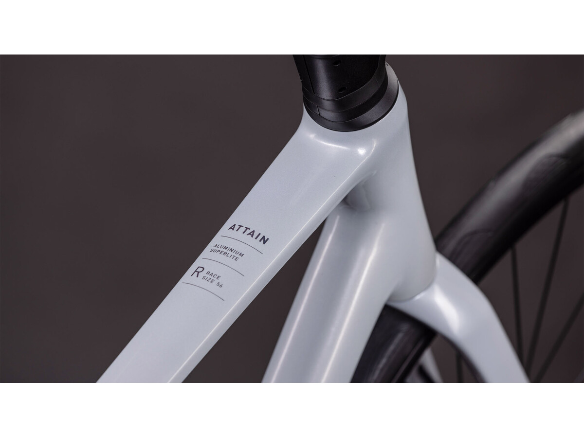 Cube Attain Race foggrey´n´shift