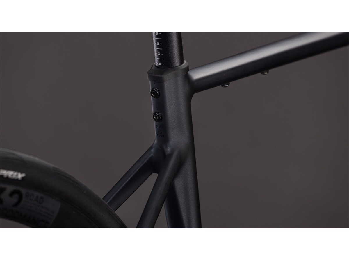 Cube Attain SLX coal´n´prism