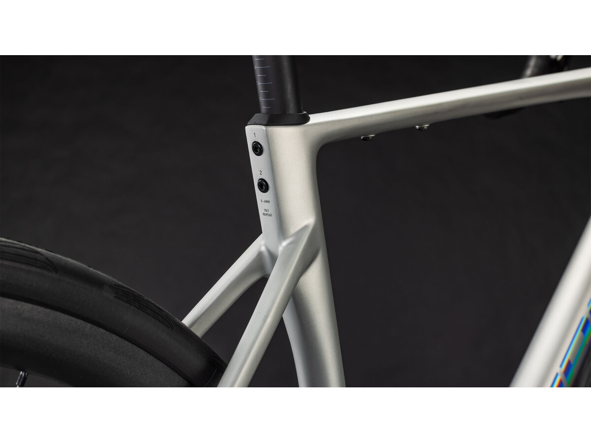 Cube Attain C:62 SLX sleekgrey´n´prism