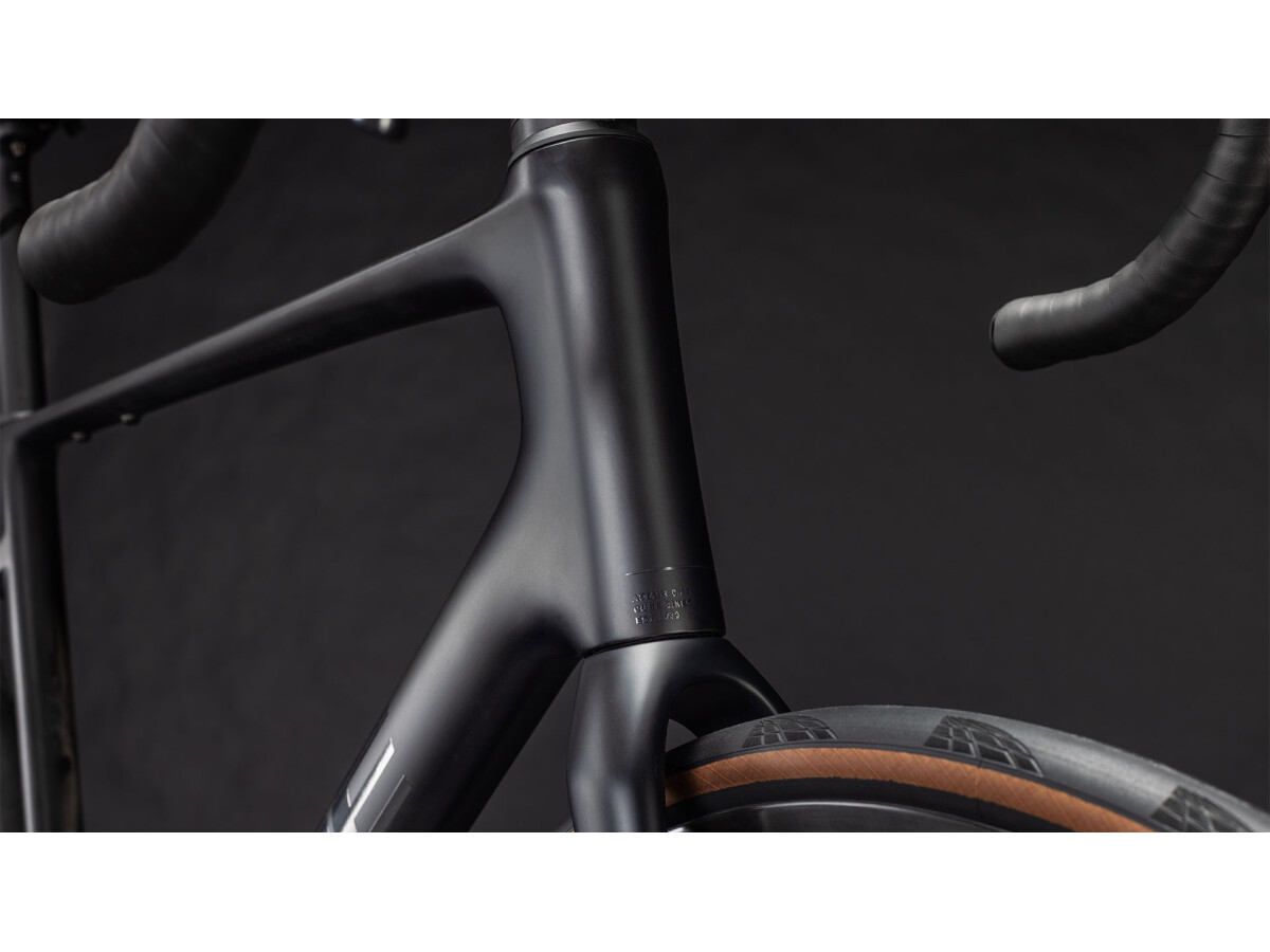 Cube Attain C:62 SLT carbon´n´coalchrome
