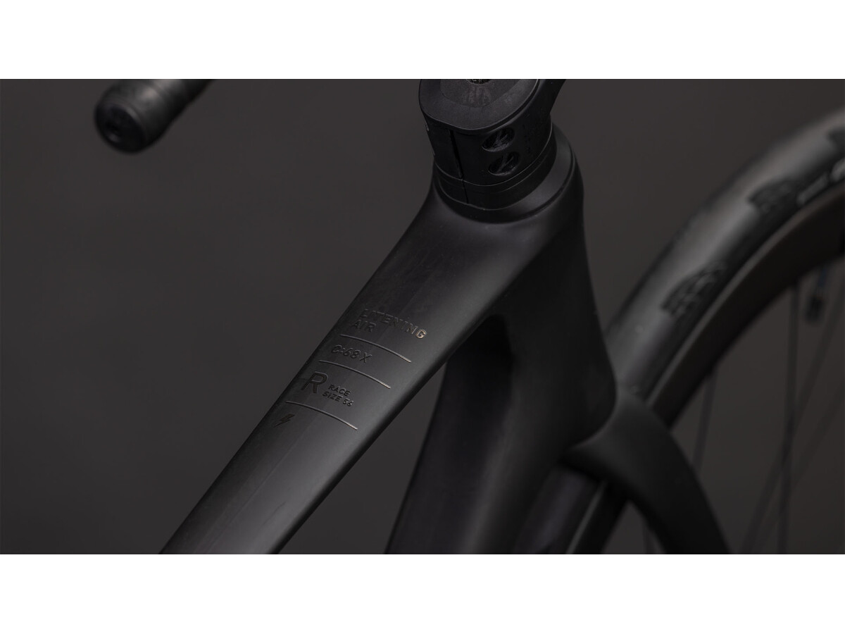 Cube Litening AIR C:68X Race blackline