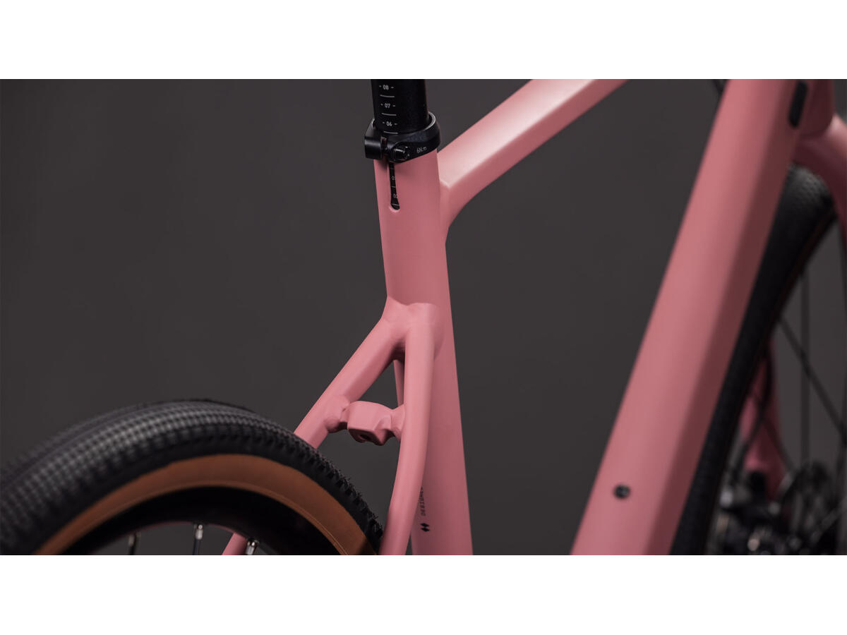 Cube Nuroad ONE ruby´n´puce