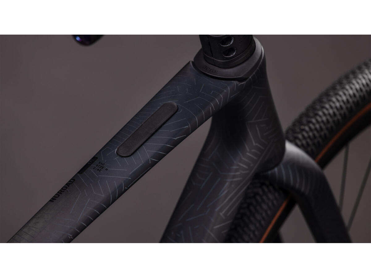 Cube Nuroad C:62 EXC carbon´n´crisscross