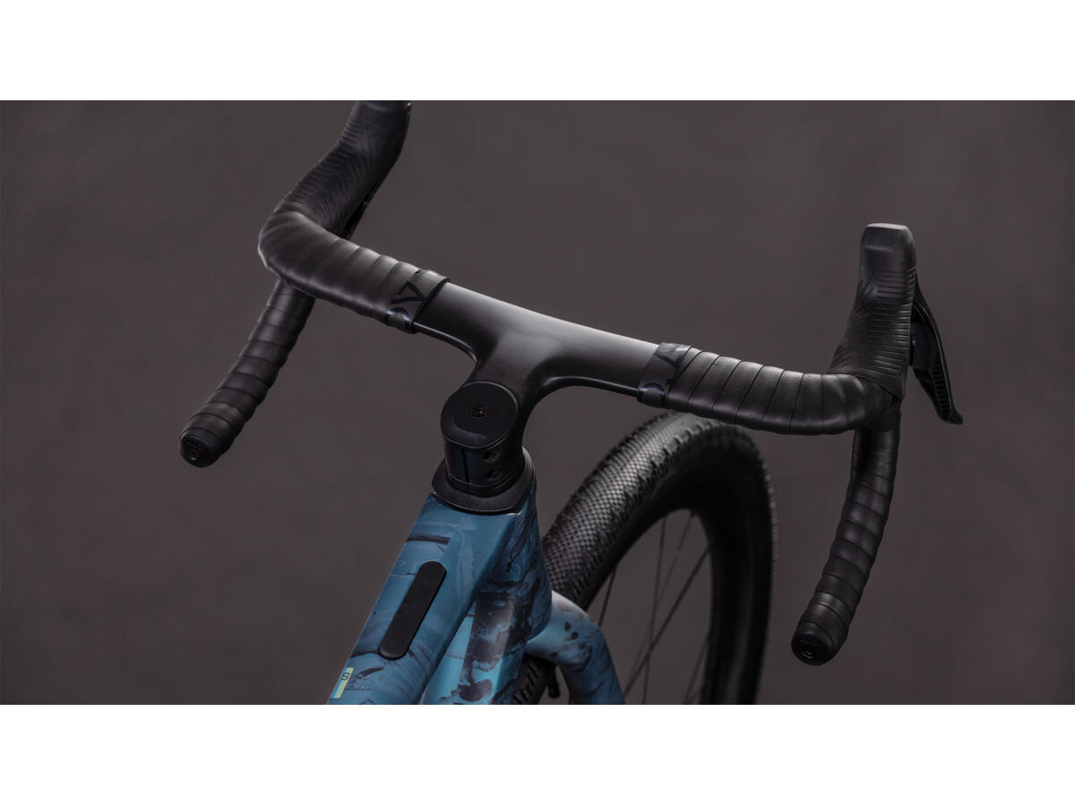 Cube Nuroad C:62 SLT royalgreen´n´fume