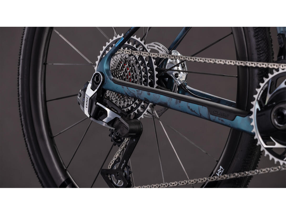 Cube Nuroad C:62 SLT royalgreen´n´fume