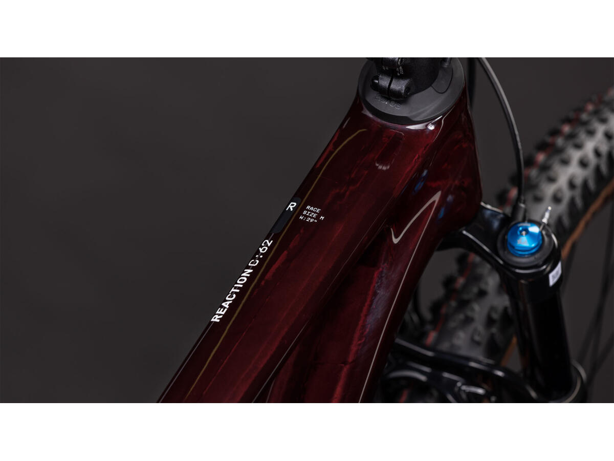 Cube Reaction C:62 Race liquidred´n´white