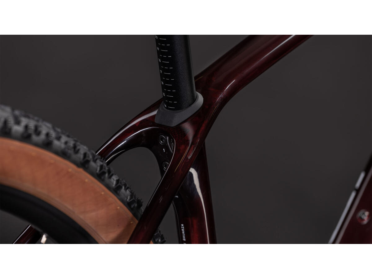 Cube Reaction C:62 Race liquidred´n´white