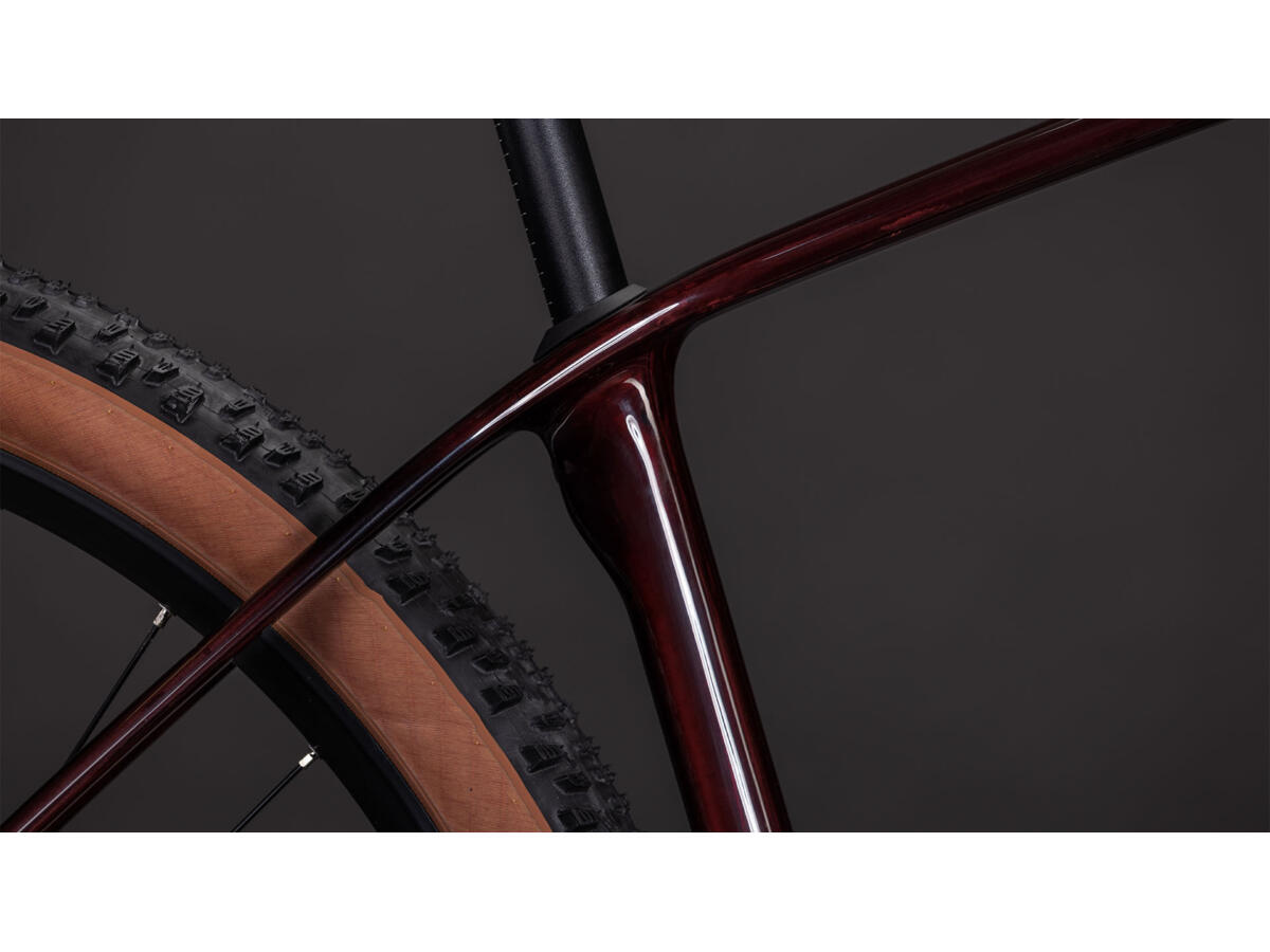 Cube Reaction C:62 Race liquidred´n´white