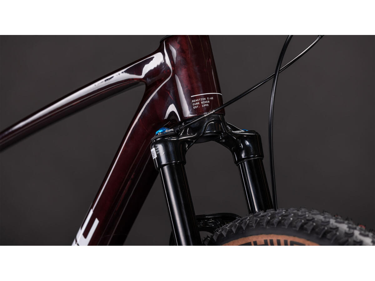 Cube Reaction C:62 Race liquidred´n´white