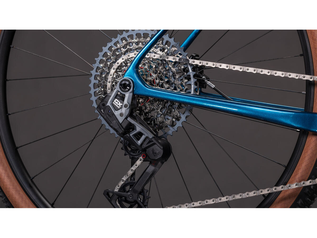 Cube Reaction C:62 SLX electricblue´n´white