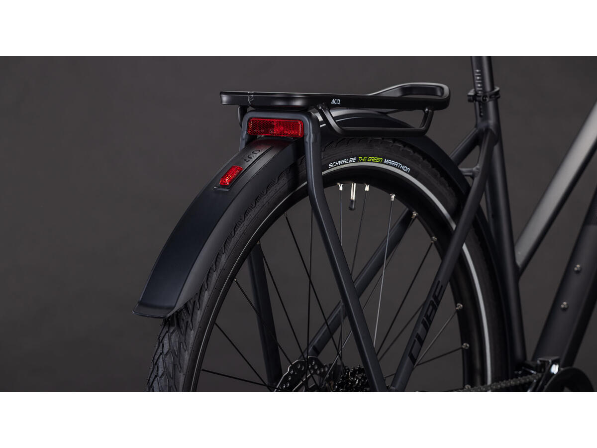 Cube Kathmandu Pro coal´n´black