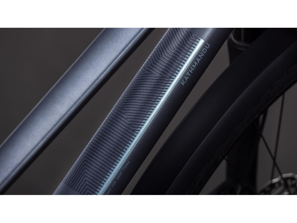 Cube Kathmandu EXC metallicgrey´n´chrome