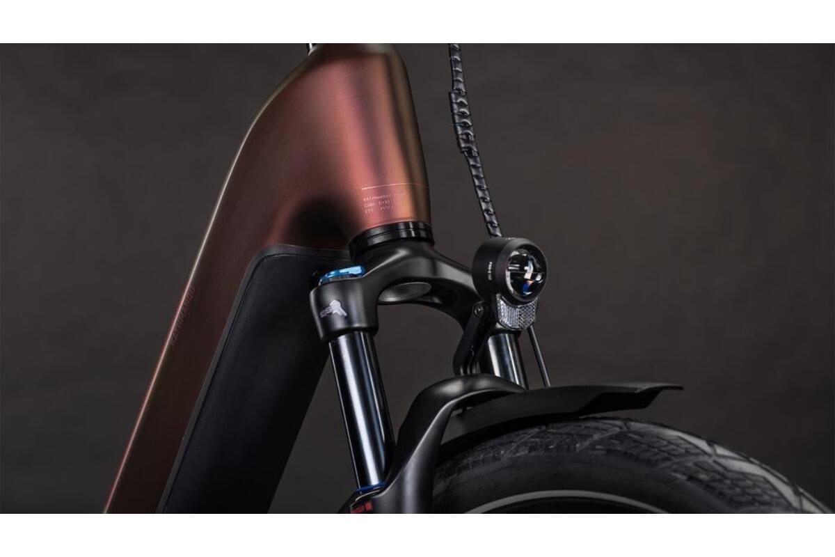 Cube Kathmandu Hybrid Pro 800 Wave