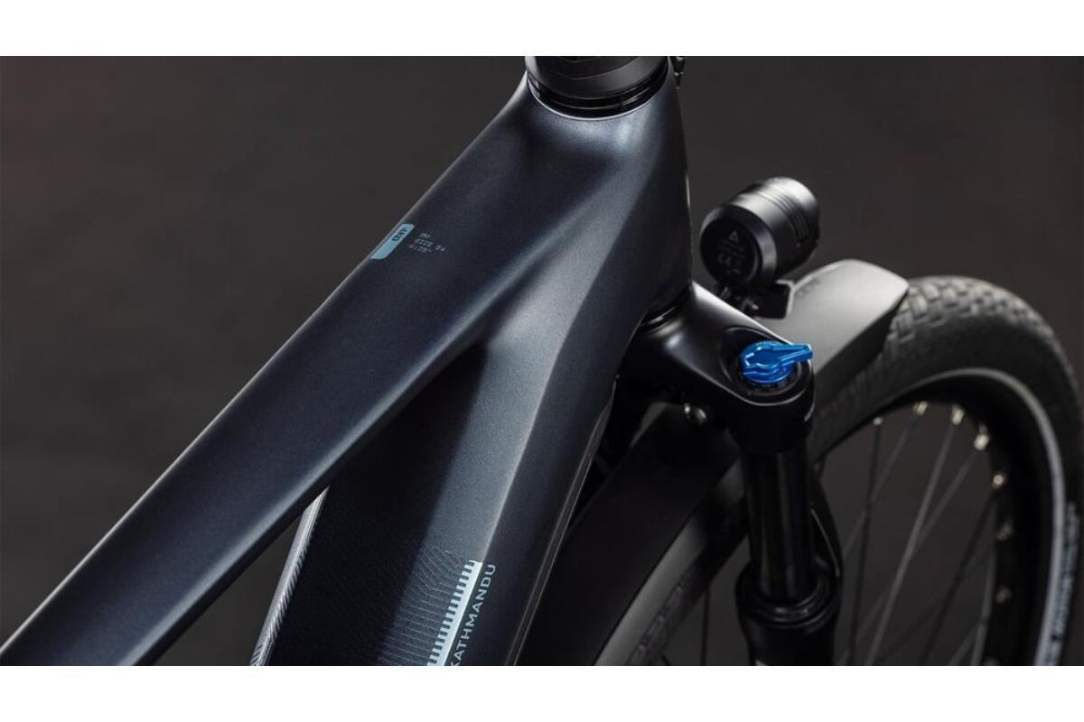 Cube Kathmandu Hybrid ONE 800