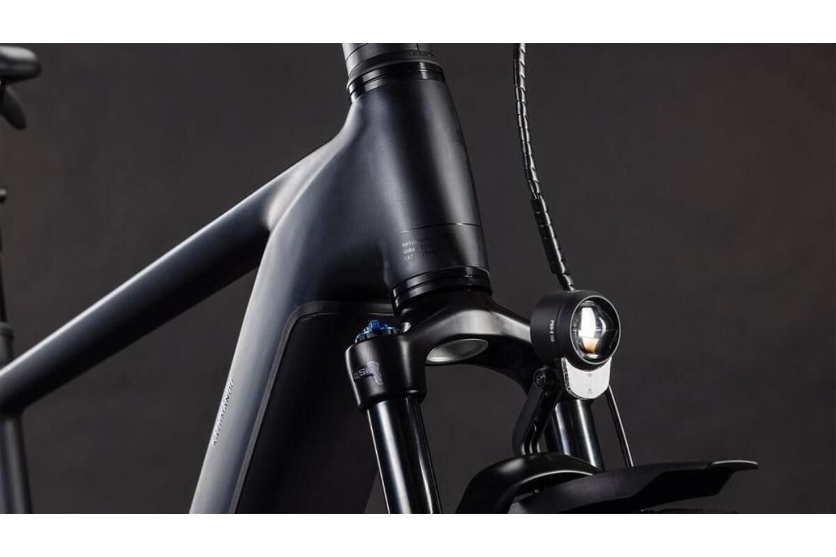 Cube Kathmandu Hybrid Pro 800