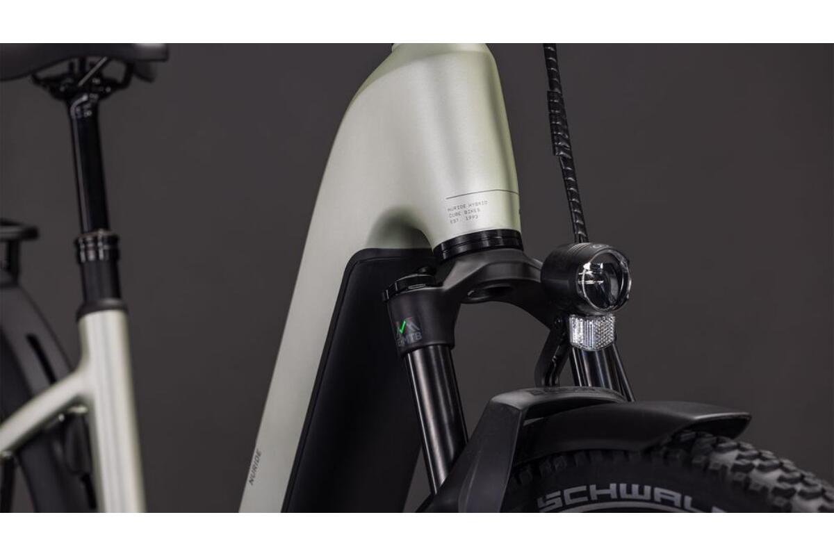 Cube Nuride Hybrid EXC 800 Wave