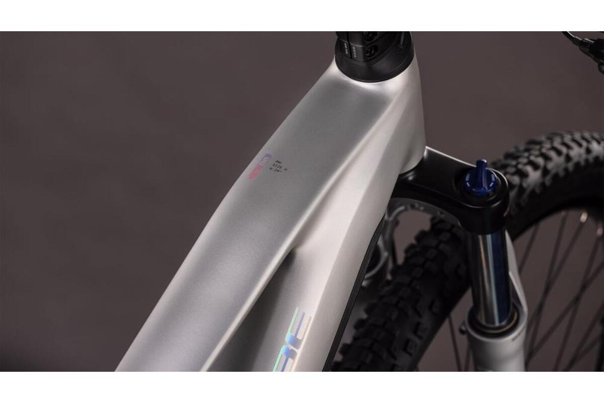 Cube Reaction Hybrid ONE 800