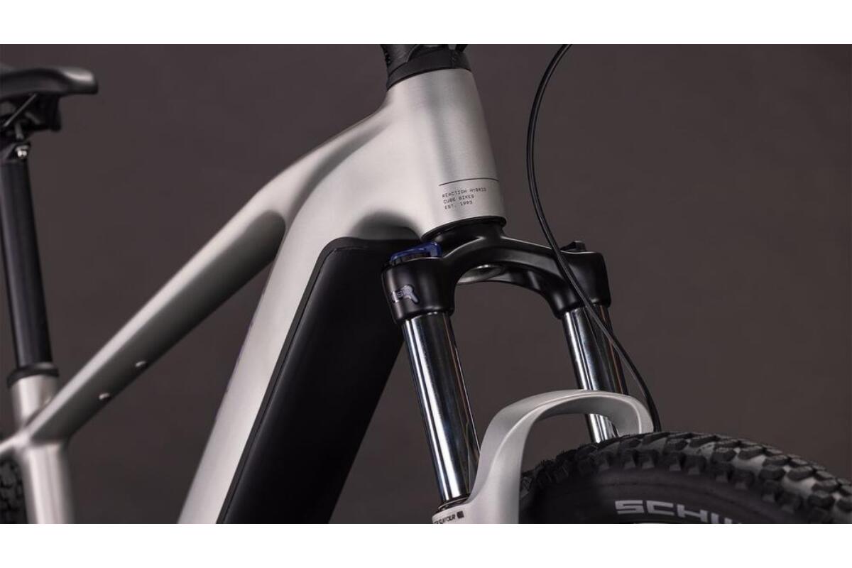 Cube Reaction Hybrid ONE 800