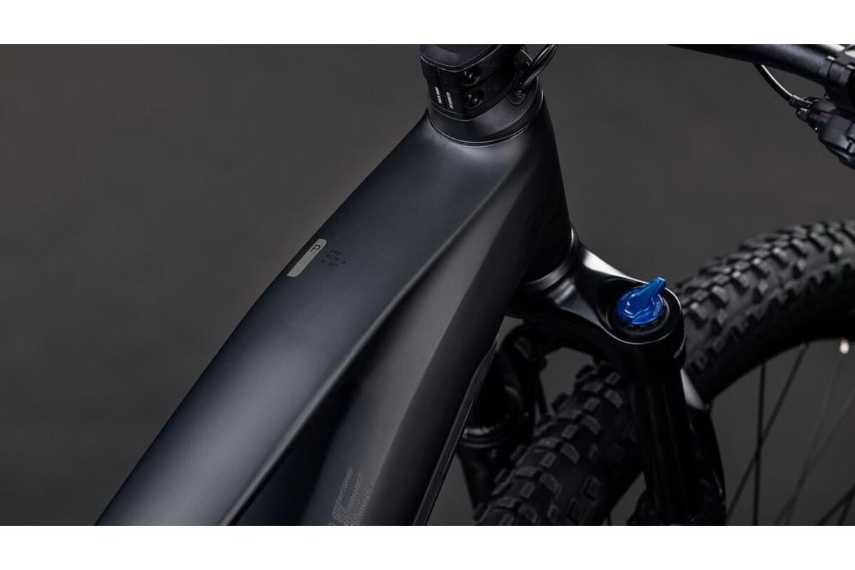 Cube Reaction Hybrid Pro 800