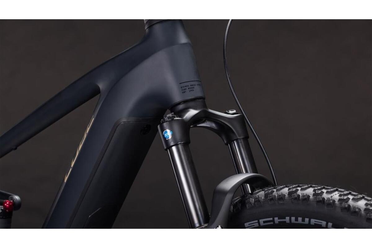 Cube Stereo Hybrid ONE22 Pro 800