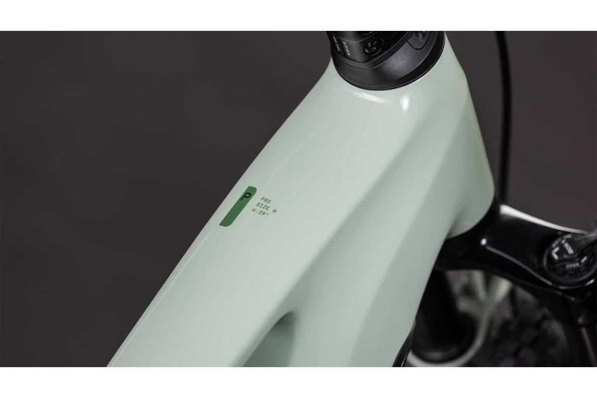 Cube Stereo Hybrid ONE22 Pro 800