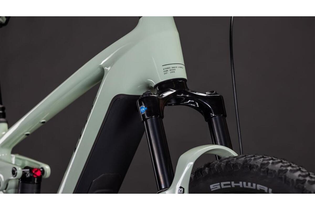 Cube Stereo Hybrid ONE22 Pro 800