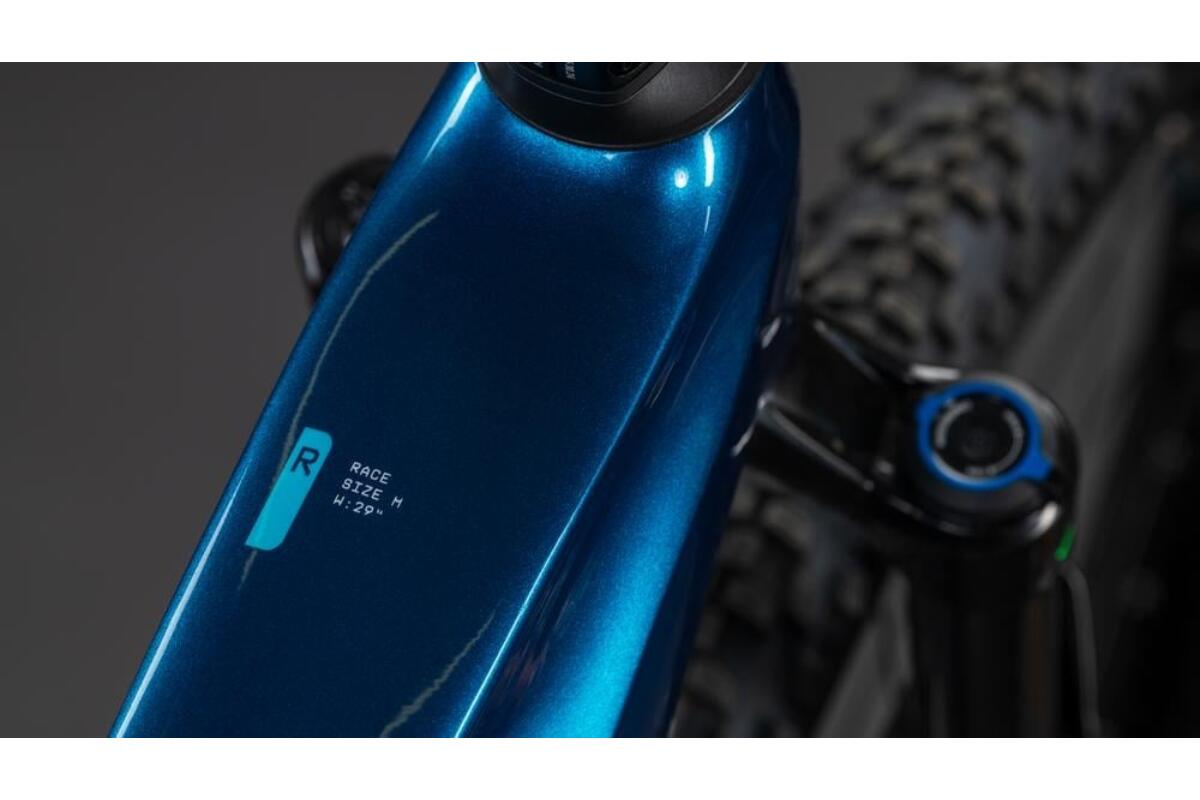 Cube Stereo Hybrid ONE22 Race 800