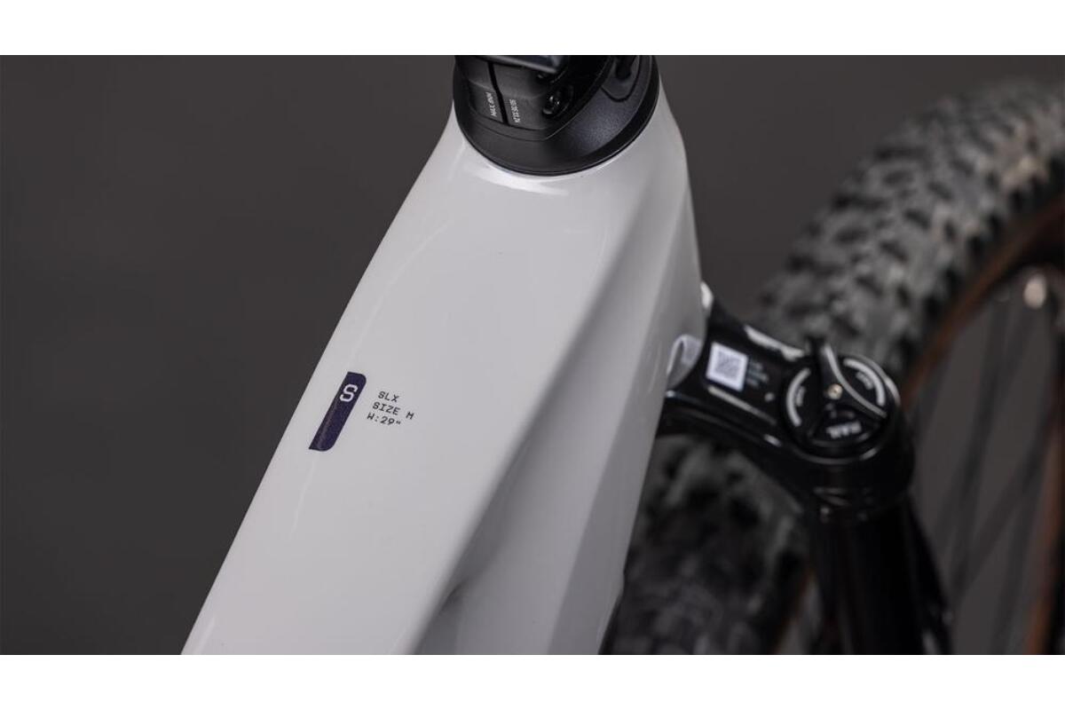 Cube Stereo Hybrid ONE22 SLX 800