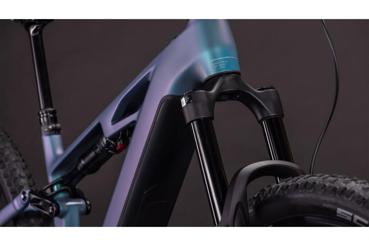 Cube Stereo Hybrid ONE44 HPC Race 800