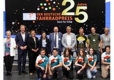 Deutscher Fahrradpreis Kategorie Ehrenamt geht an die AKTIONfahrRAD