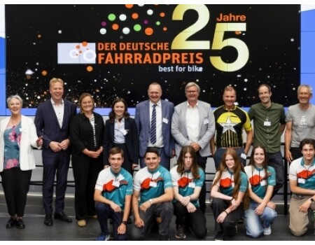 Deutscher Fahrradpreis Kategorie Ehrenamt geht an die AKTIONfahrRAD