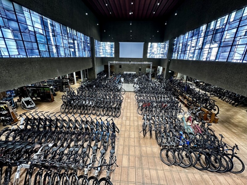 Toms Bike Center